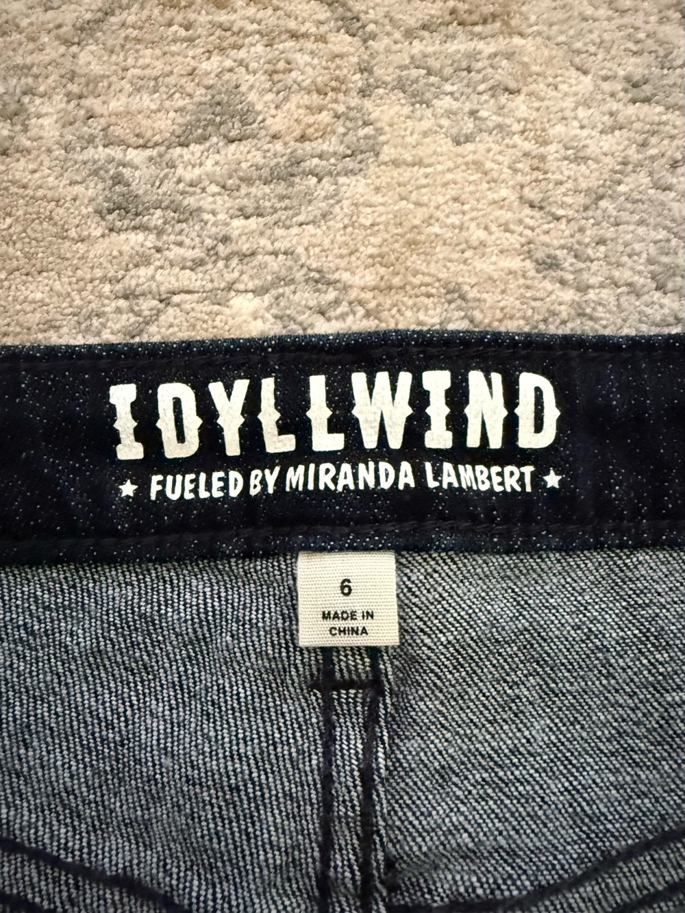 Idyllwind Fueled Miranda Lambert Dark Wash HighRise Flare Sz 6 RUNS SMALL - Picture 3 of 7